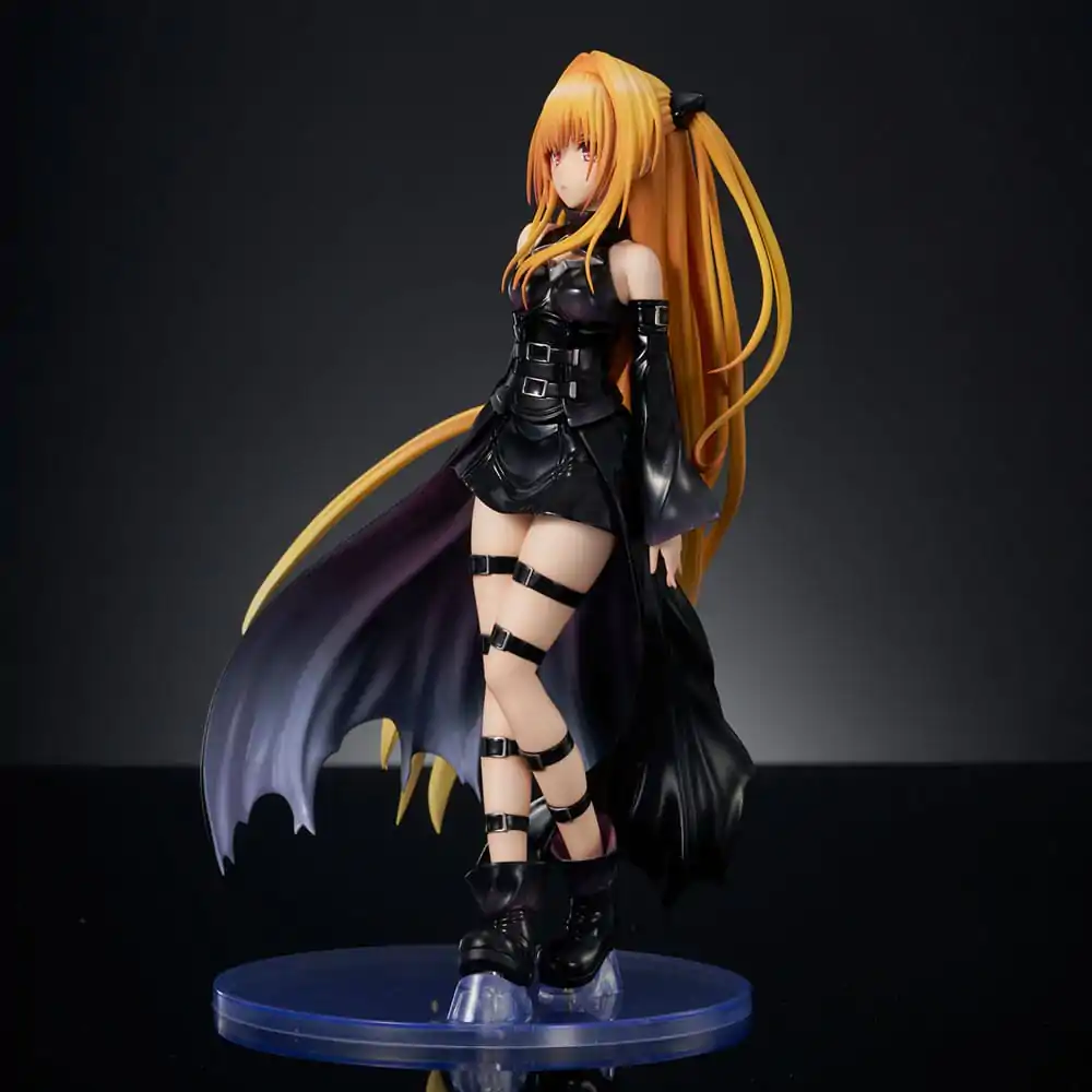 To Love-Ru Darkness PVC Statue 1/6 Golden Darkness Black Trance Version 20 cm product photo