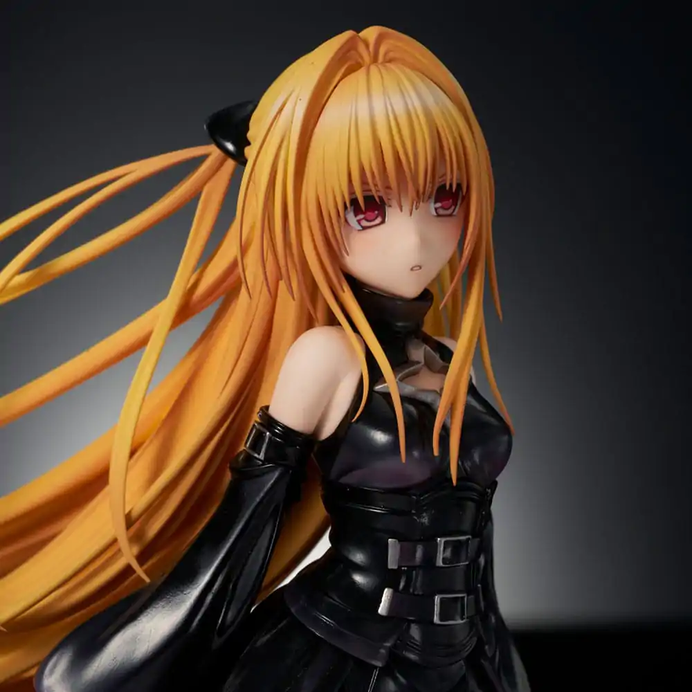 To Love-Ru Darkness PVC Statue 1/6 Golden Darkness Black Trance Version 20 cm product photo
