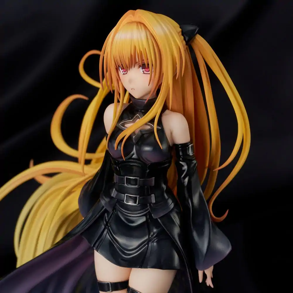 To Love-Ru Darkness PVC Statue 1/6 Golden Darkness Black Trance Version 20 cm product photo