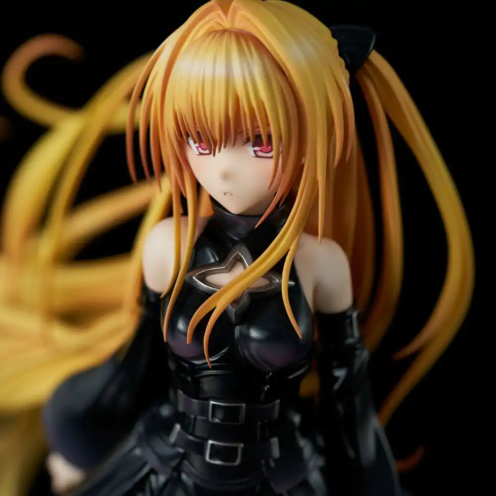 To Love-Ru Darkness PVC Statue 1/6 Golden Darkness Black Trance Version 20 cm product photo