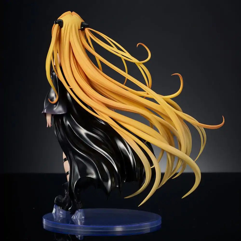 To Love-Ru Darkness PVC Statue 1/6 Golden Darkness Black Trance Version 20 cm product photo