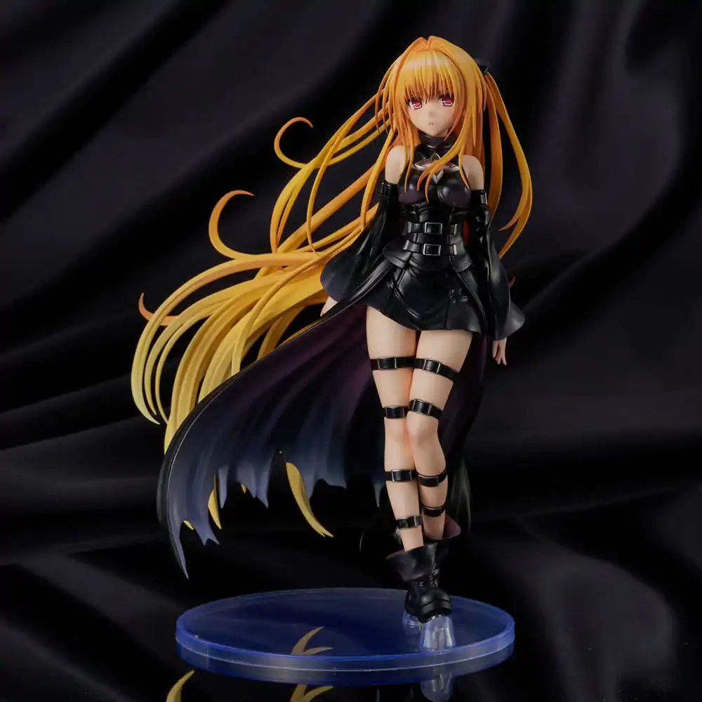 To Love-Ru Darkness PVC Statue 1/6 Golden Darkness Black Trance Version 20 cm product photo