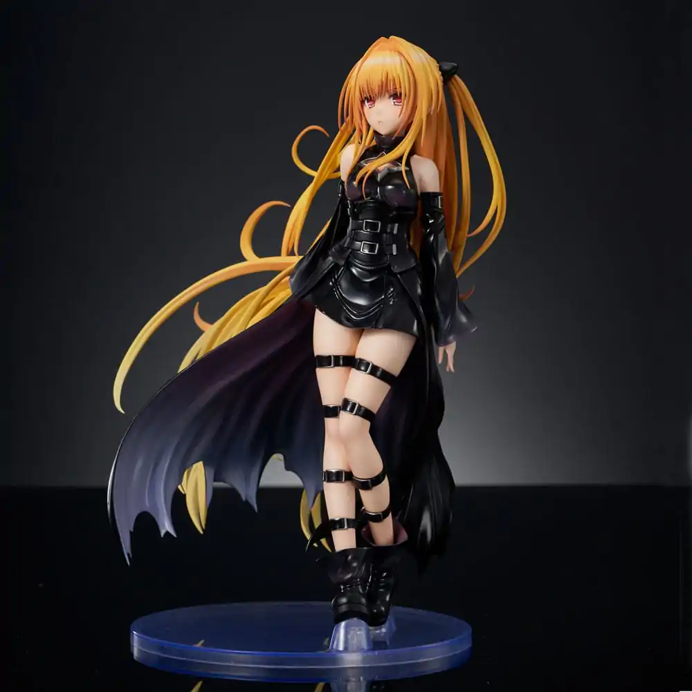 To Love-Ru Darkness PVC Statue 1/6 Golden Darkness Black Trance Version 20 cm product photo