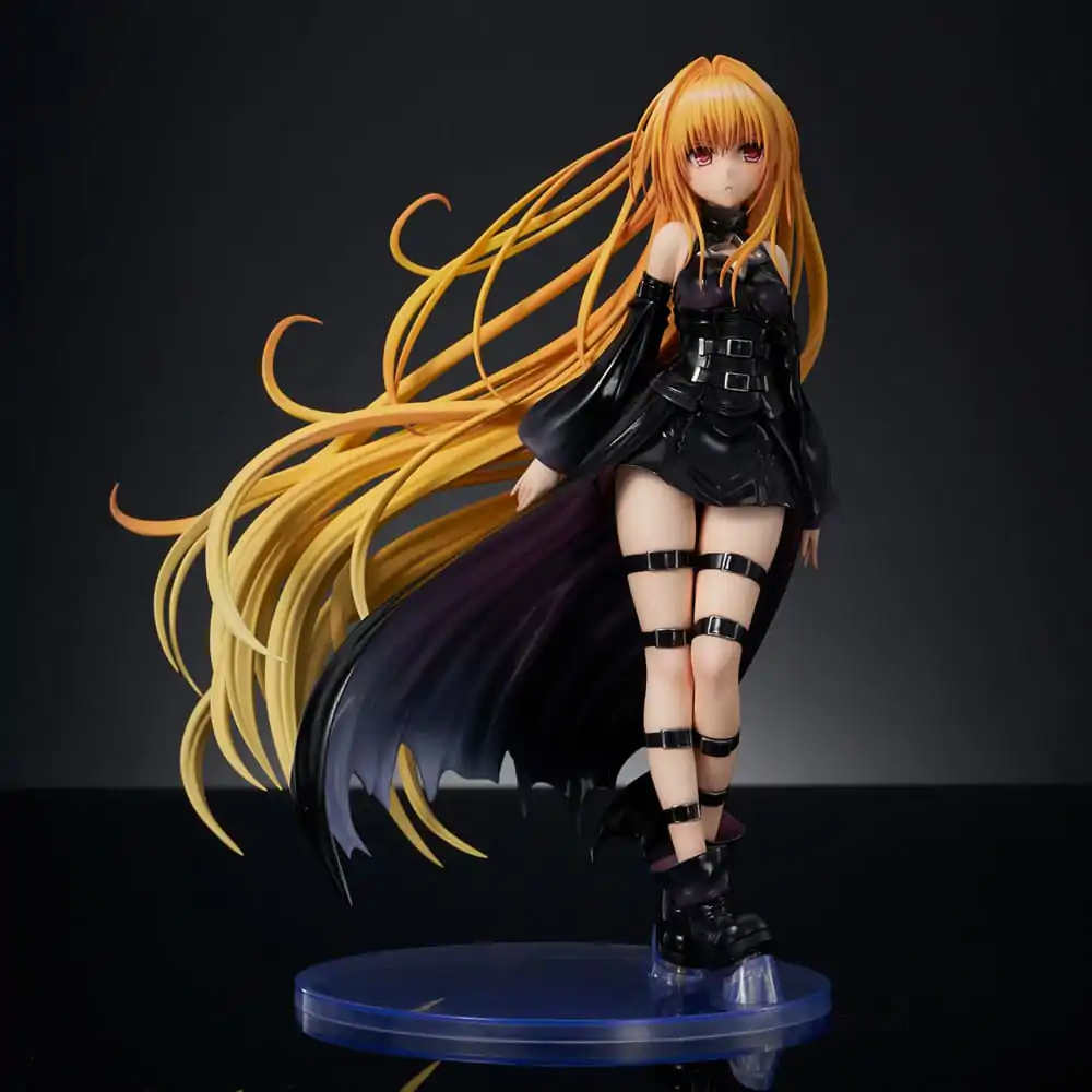 To Love-Ru Darkness PVC Statue 1/6 Golden Darkness Black Trance Version 20 cm product photo