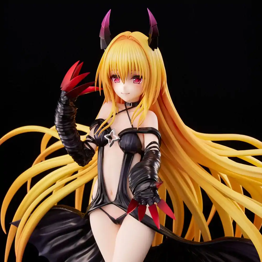 To Love-Ru Darkness PVC Statue 1/6 Golden Darkness Darkness Ver. 30 cm product photo