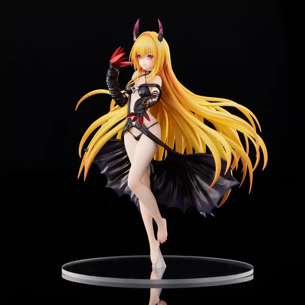 To Love-Ru Darkness PVC Statue 1/6 Golden Darkness Darkness Ver. 30 cm product photo