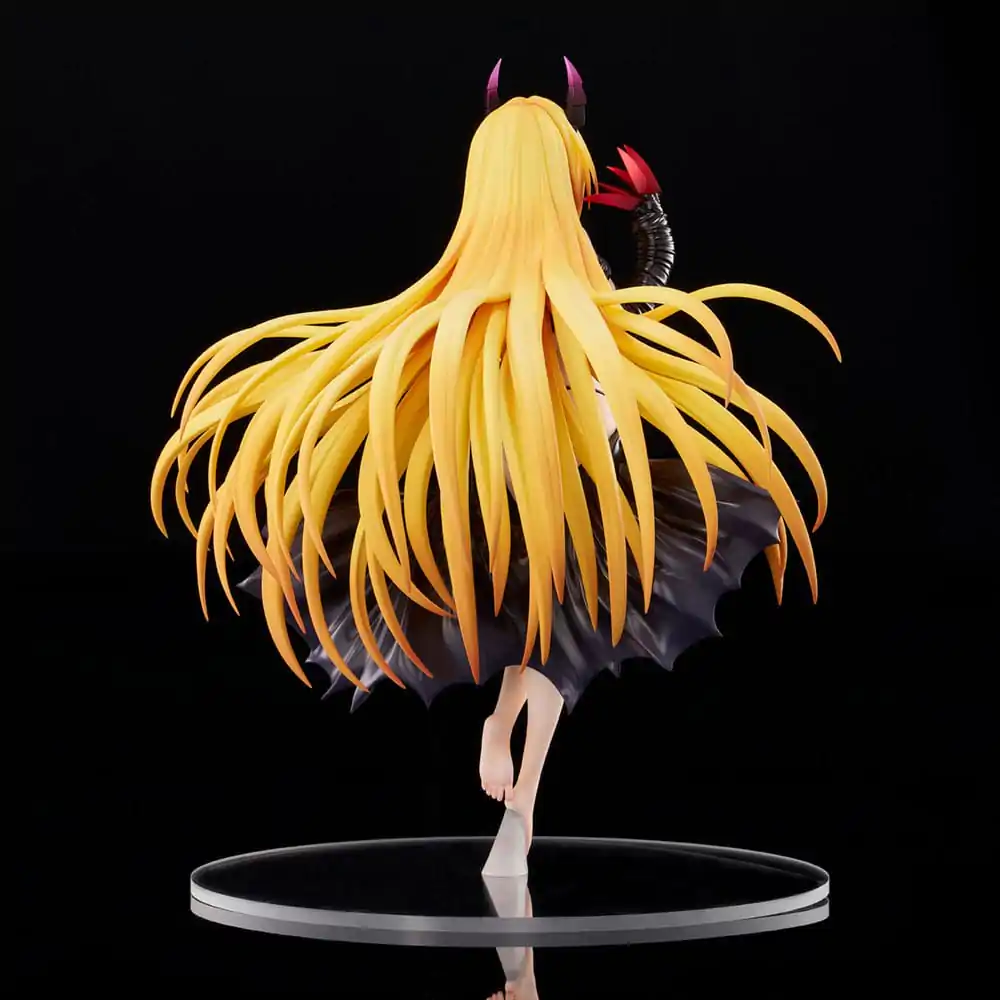 To Love-Ru Darkness PVC Statue 1/6 Golden Darkness Darkness Ver. 30 cm product photo