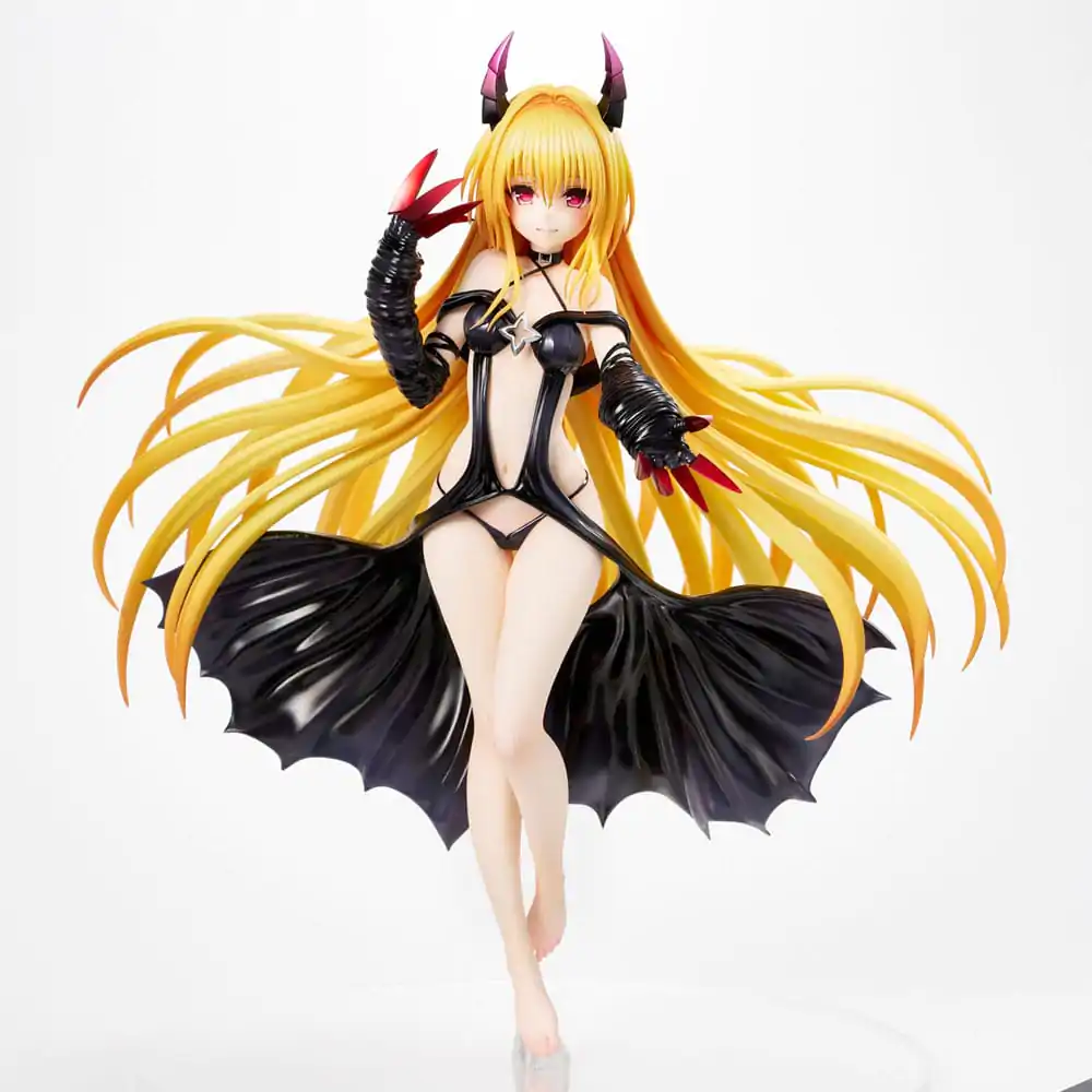 To Love-Ru Darkness PVC Statue 1/6 Golden Darkness Darkness Ver. 30 cm product photo