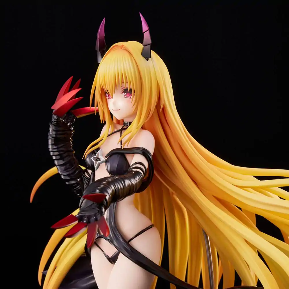 To Love-Ru Darkness PVC Statue 1/6 Golden Darkness Darkness Ver. 30 cm product photo