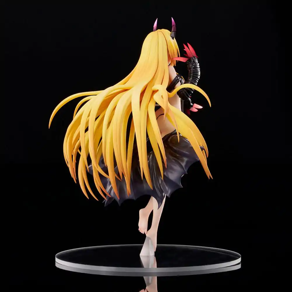 To Love-Ru Darkness PVC Statue 1/6 Golden Darkness Darkness Ver. 30 cm product photo