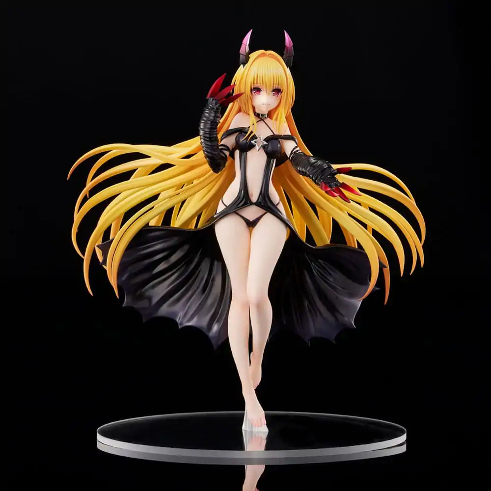 To Love-Ru Darkness PVC Statue 1/6 Golden Darkness Darkness Ver. 30 cm product photo