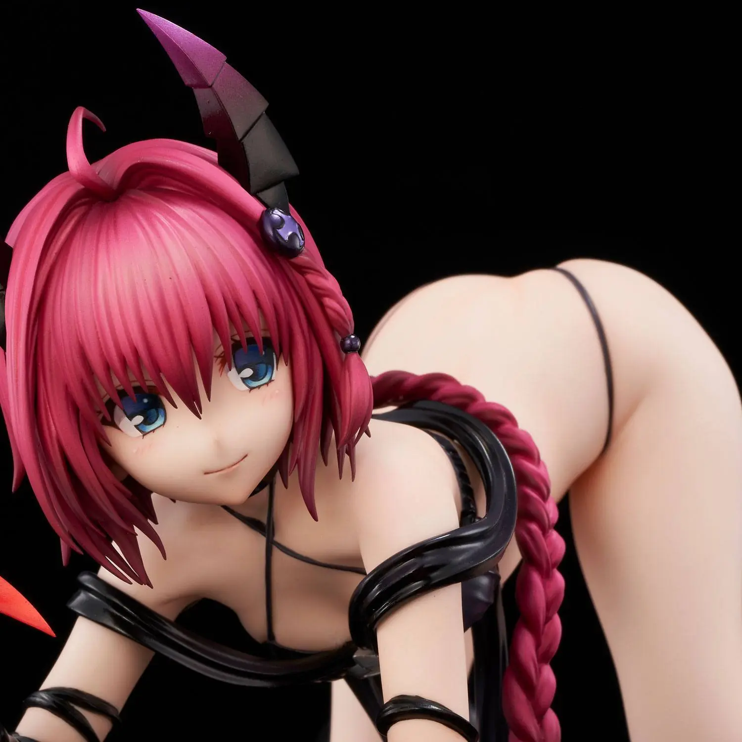 To Love-Ru Darkness PVC Statue 1/6 Mea Kurosaki Darkness Ver. 15 cm product photo