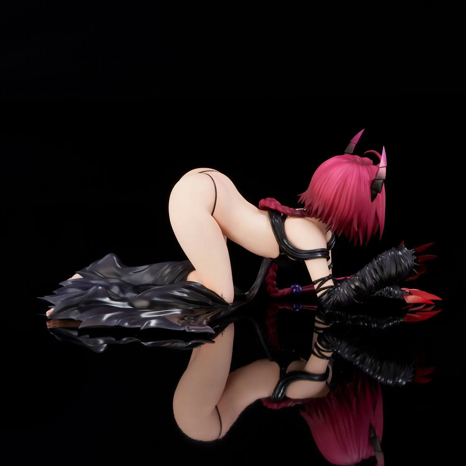 To Love-Ru Darkness PVC Statue 1/6 Mea Kurosaki Darkness Ver. 15 cm product photo