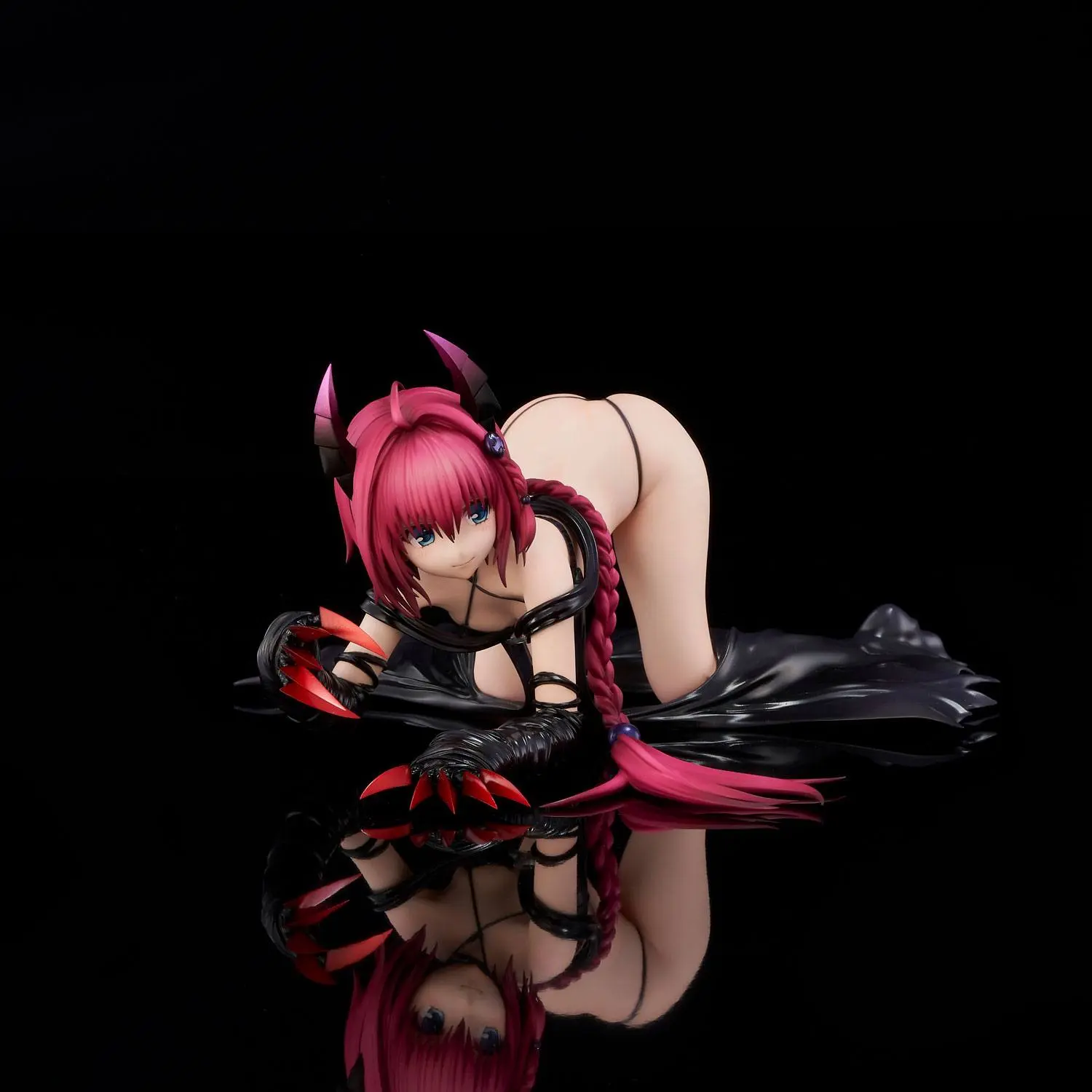 To Love-Ru Darkness PVC Statue 1/6 Mea Kurosaki Darkness Ver. 15 cm product photo