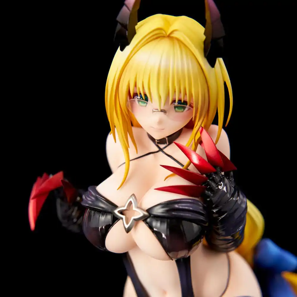 To Love-Ru Darkness PVC Statue 1/6 Tearju Lunatique Darkness Ver. Renewal Package Edition 17 cm product photo