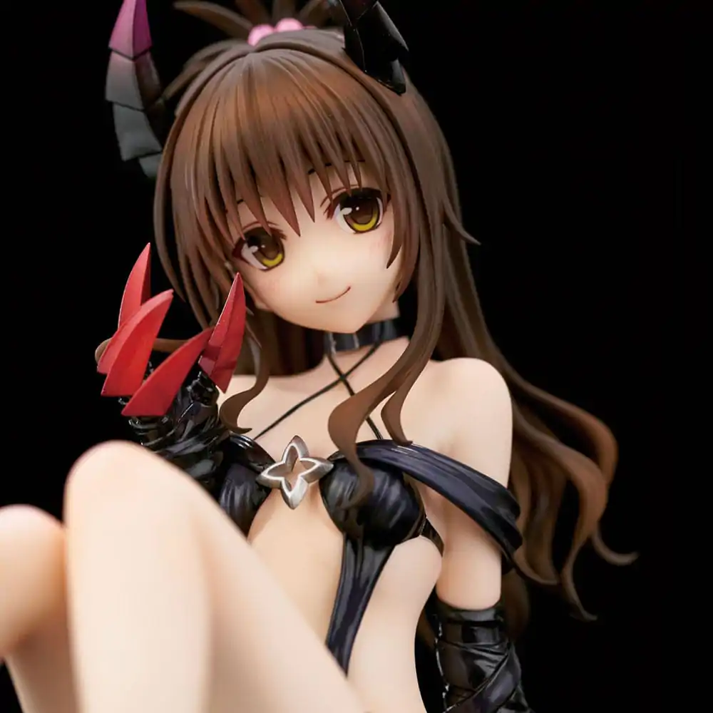 To Love-Ru Darkness PVC Statue 1/6 Yuuki Mikan Darkness Ver. Renewal Package Edition 15 cm product photo