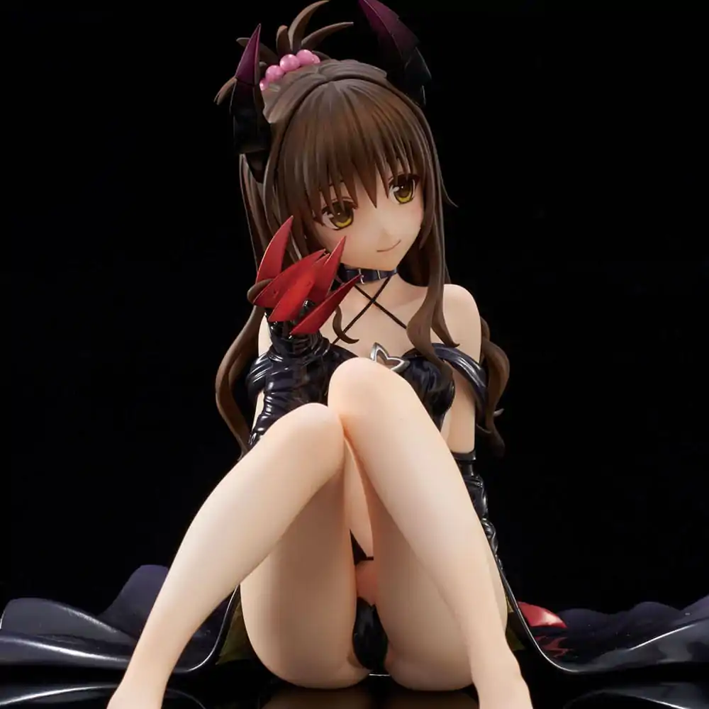 To Love-Ru Darkness PVC Statue 1/6 Yuuki Mikan Darkness Ver. Renewal Package Edition 15 cm product photo