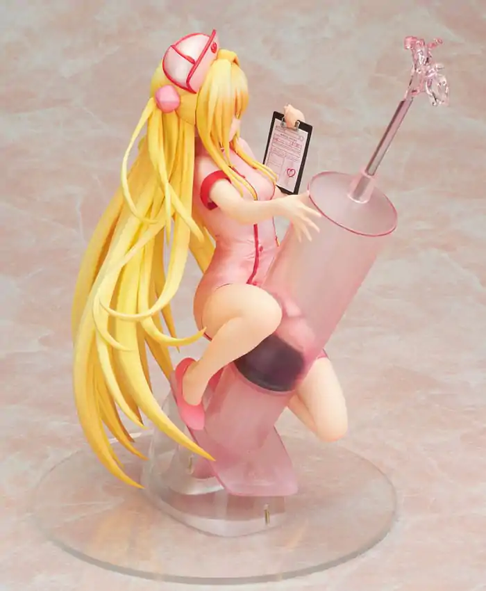 To Love-Ru Darkness Statue PVC 1/7 Golden Darkness Nurse Ver. 21 cm (re-run) termékfotó