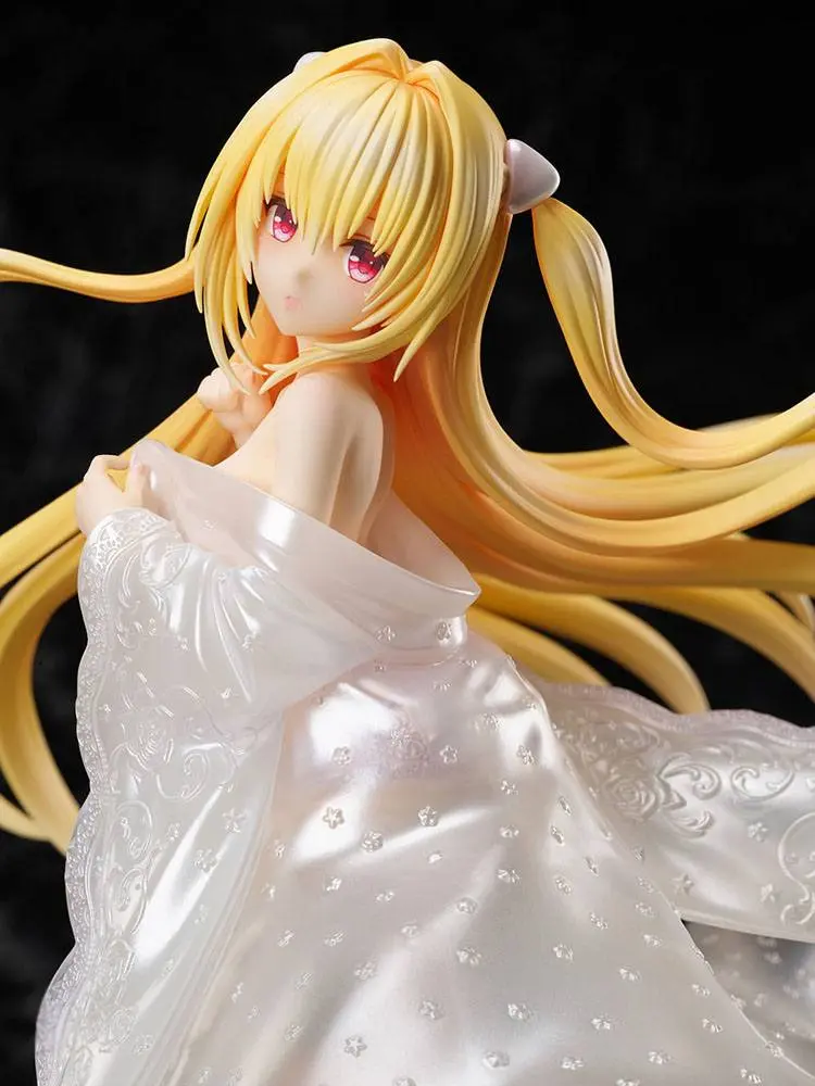 To Love-Ru Darkness PVC Statue 1/7 Golden Darkness - Shiromuku 23 cm product photo