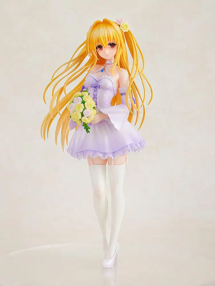 To Love-Ru Darkness PVC Statue 1/7 Golden Darkness Wedding Dress Ver. 23 cm termékfotó