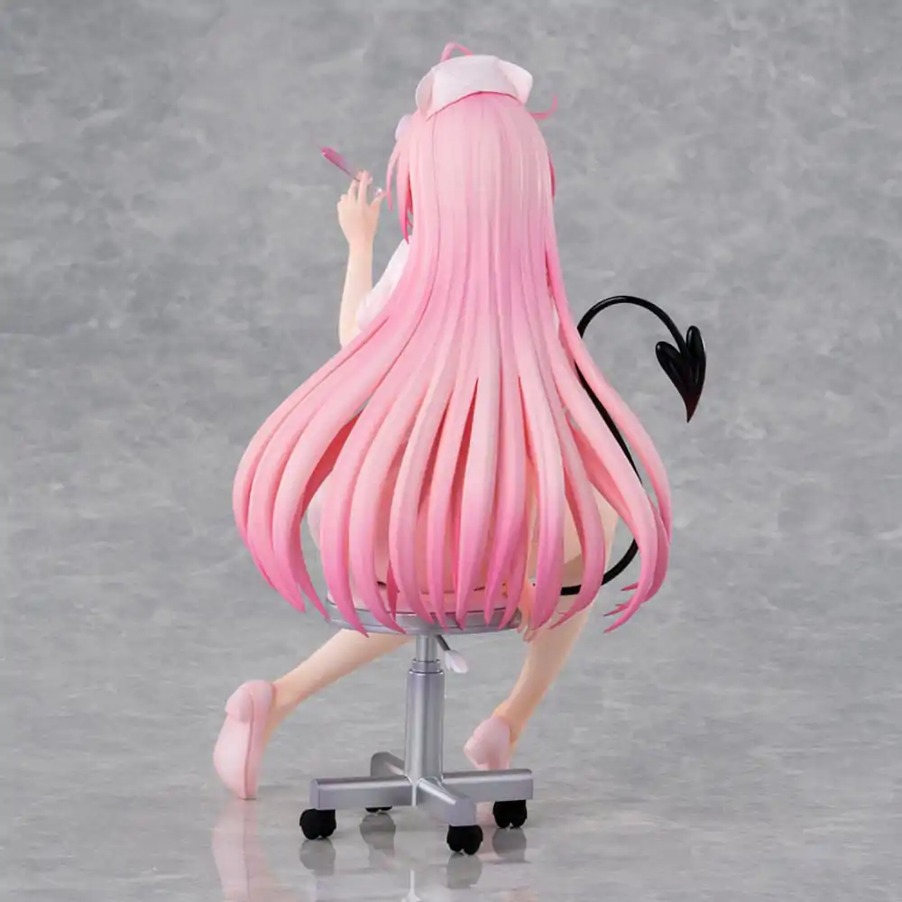 To Love-Ru Darkness Statue PVC Lara Satalin Deviluke Nurse Cos 26 cm termékfotó