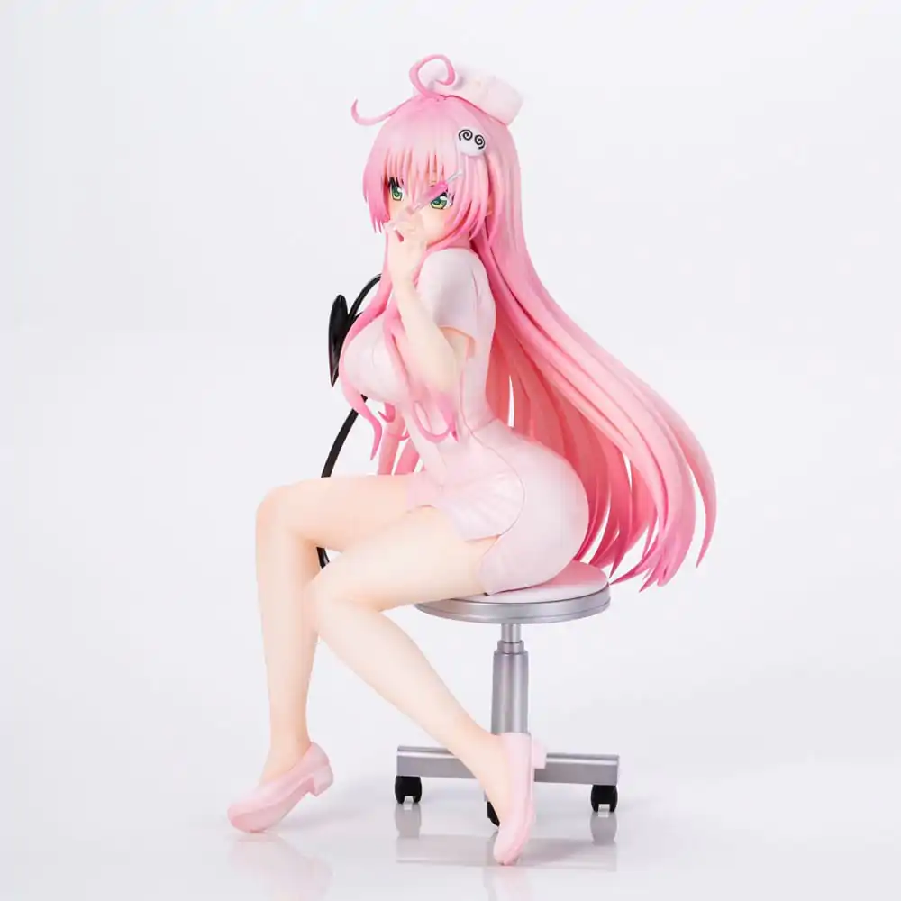 To Love-Ru Darkness Statue PVC Lara Satalin Deviluke Nurse Cos 26 cm termékfotó