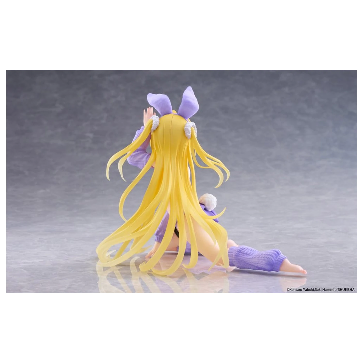 To Love-Ru Darkness MOFLOCK PVC Figure Golden Darkness (Fluffy Bunny Ver.) 13 cm product photo