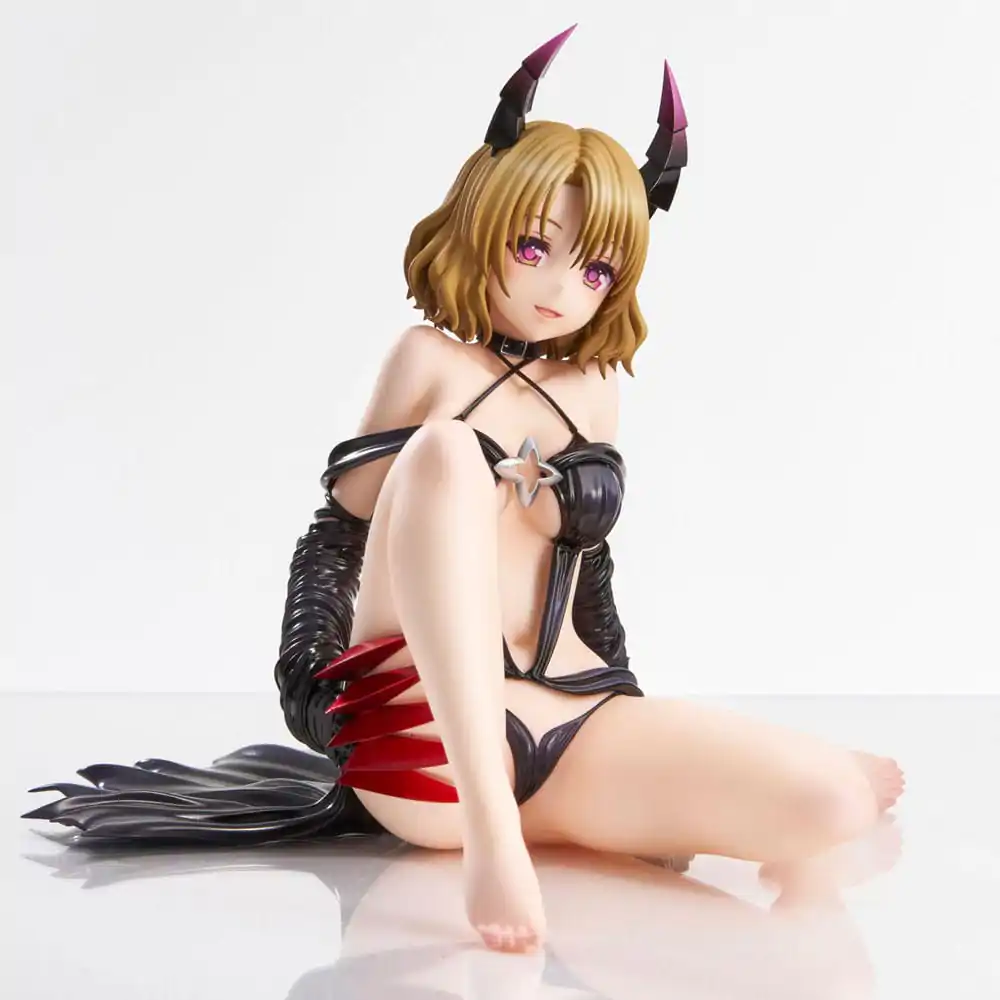 To Love-Ru Darkness Statue PVC Risa Momioka Darkness Ver. 15 cm termékfotó