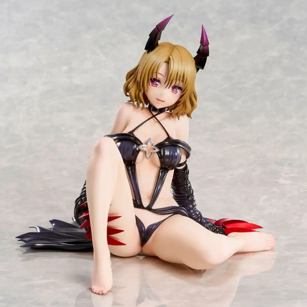 To Love-Ru Darkness Statue PVC Risa Momioka Darkness Ver. 15 cm termékfotó