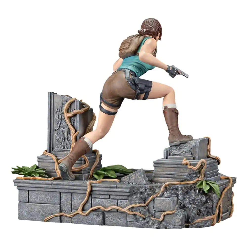 Tomb Raider PVC Statue Lara Croft 24 cm termékfotó