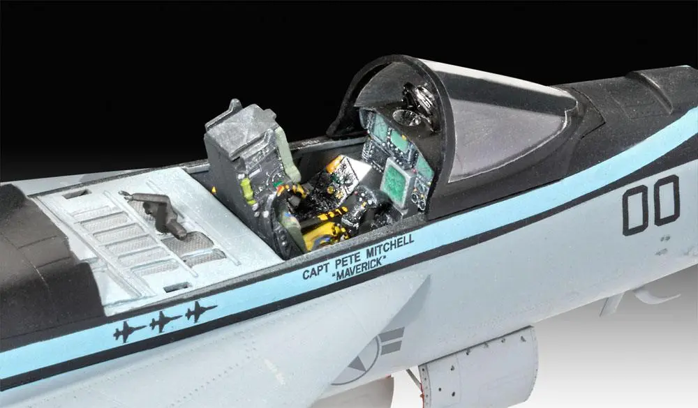 Top Gun: Maverick Model Kit 1/48 Maverick´s F/A-18E Super Hornet 38 cm product photo