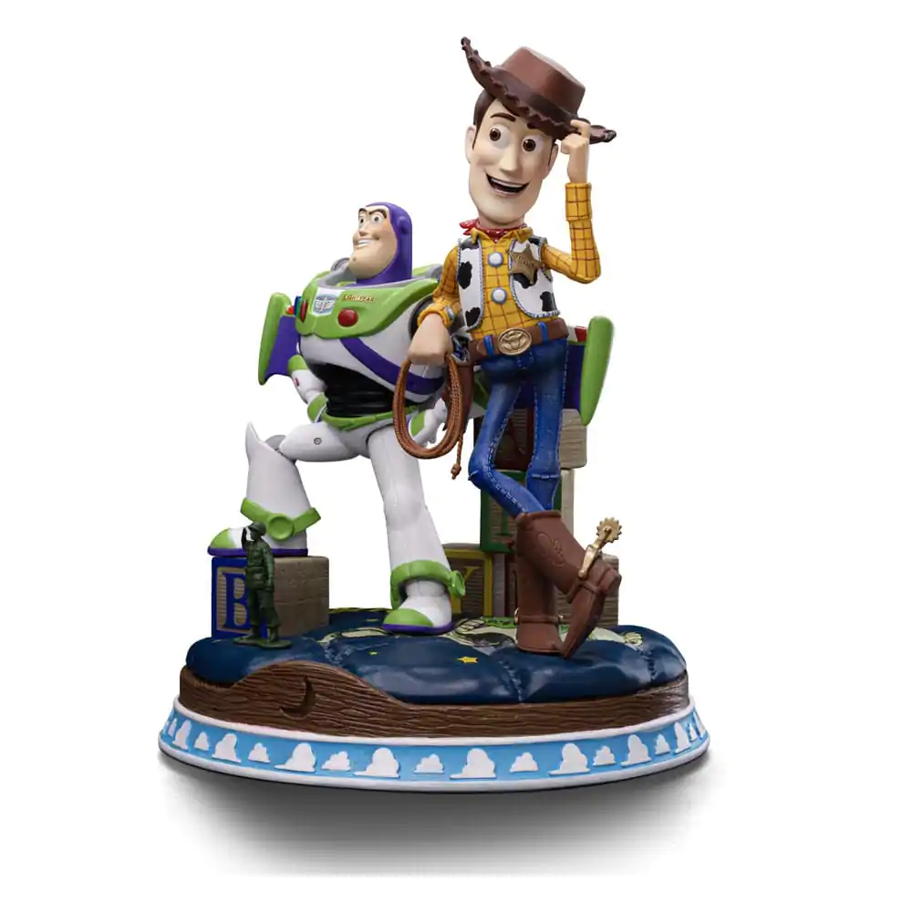 Toy Story Deluxe Art Scale Statue 1/10 Buzz & Woody 38 cm termékfotó