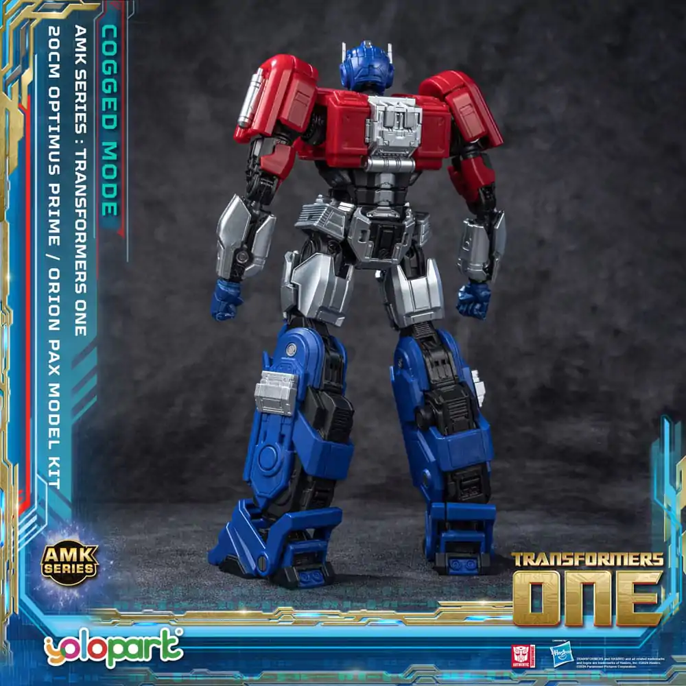 Transformers 8 AMK Series Plastic Model Kit Orion Pax 20 cm termékfotó