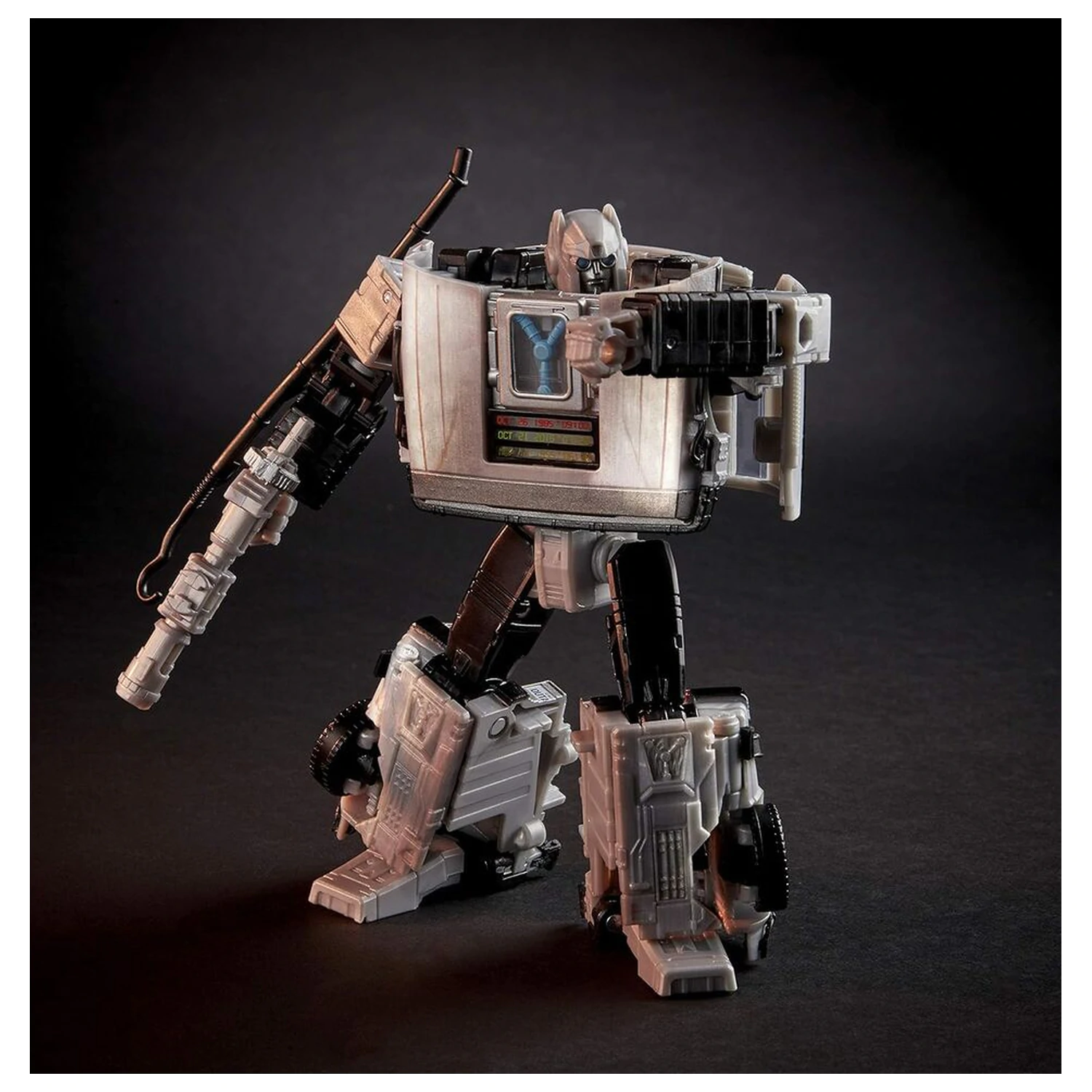 Transformers Back to the Future Delorean Gigawatt figure 14cm product photo