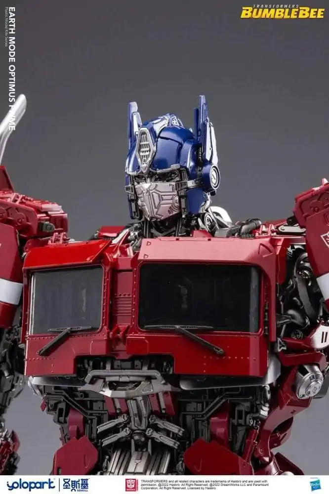Transformers Bumblebee Plastic Model Kit Earth mode Optimus Prime 30 cm product photo