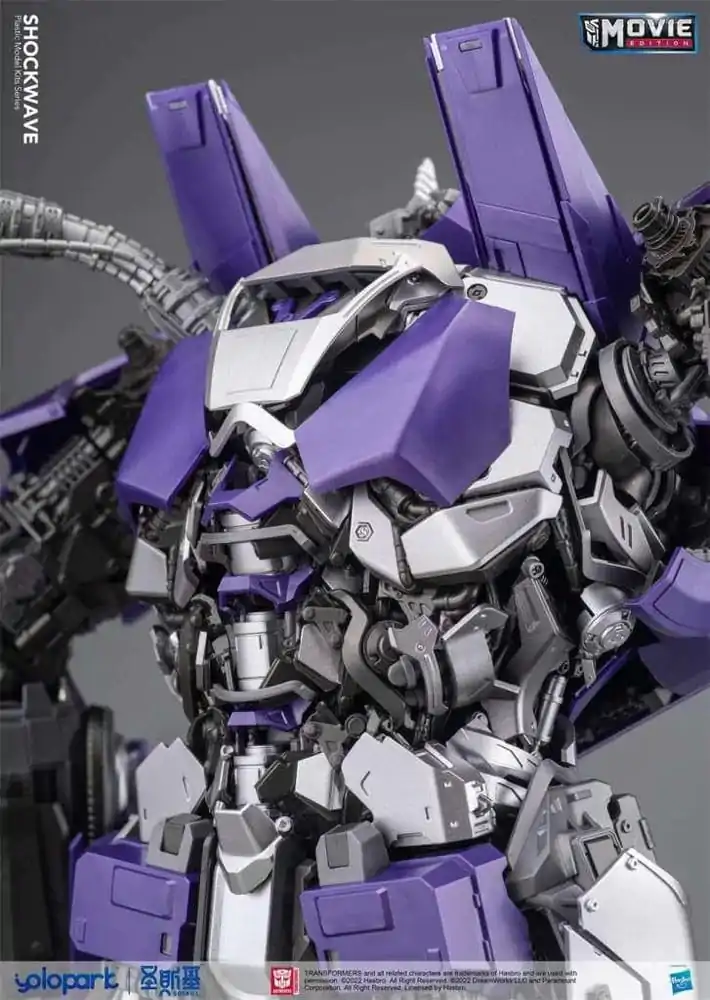 Transformers Bumblebee Plastic Model Kit Shockwave 30 cm product photo