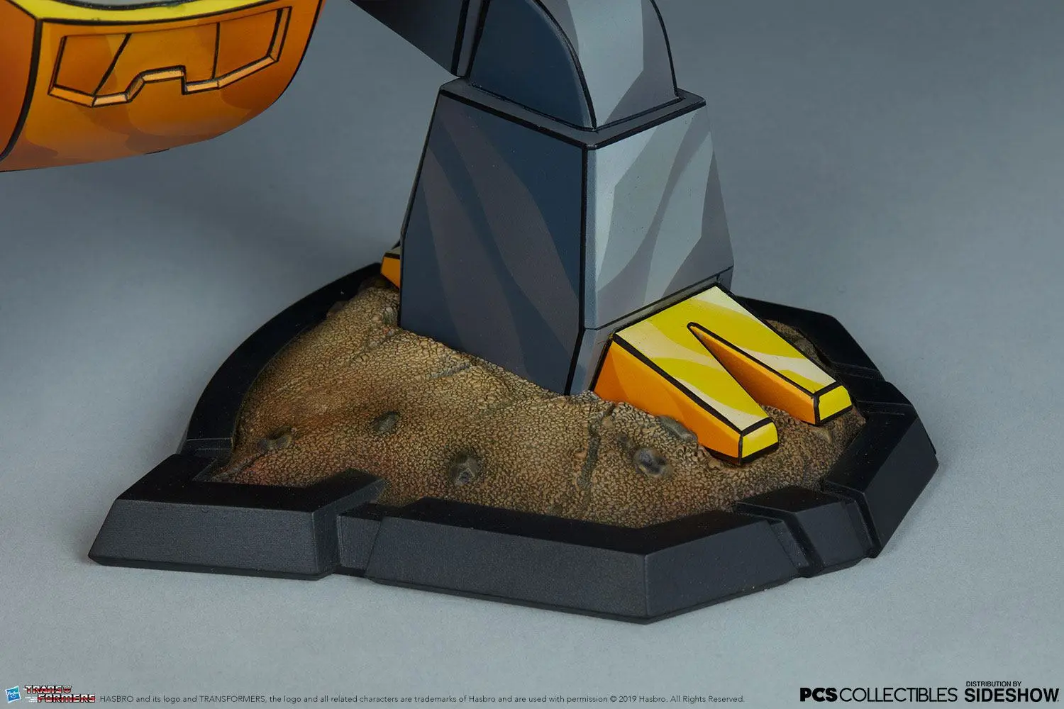 Transformers Classic Scale Statue Grimlock 25 cm product photo
