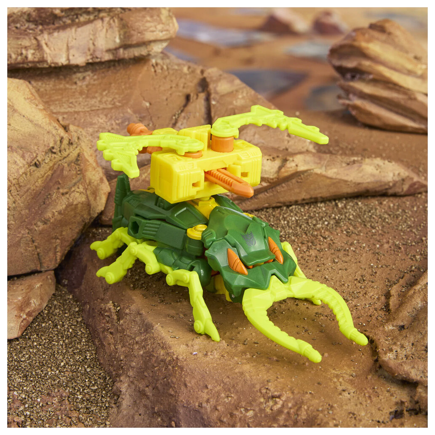 Transformers Cyberworld Chop Shop figure 10cm product photo