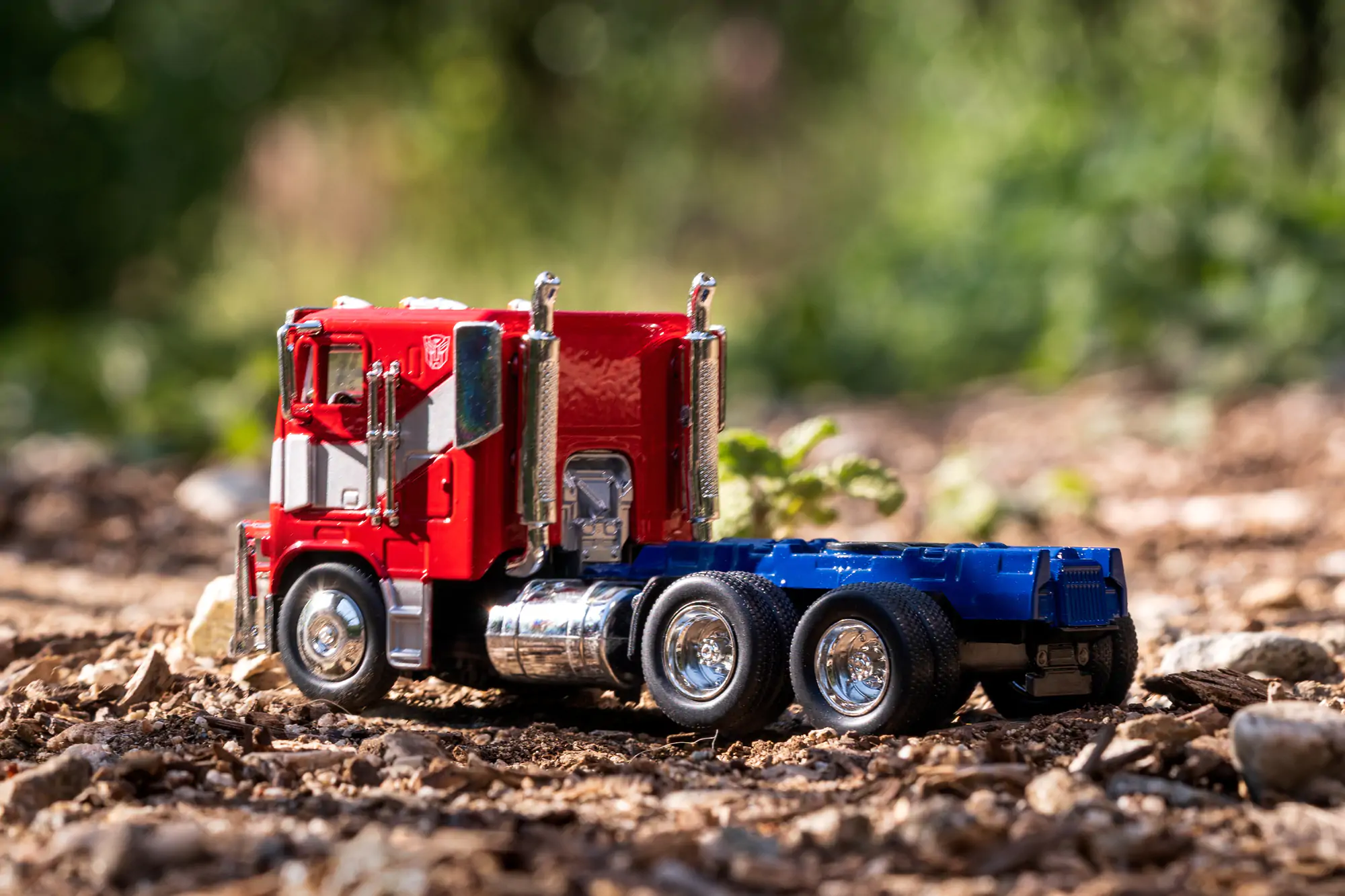 Transformers Diecast Model 1/32 T7 Optimus Prime Truck product photo