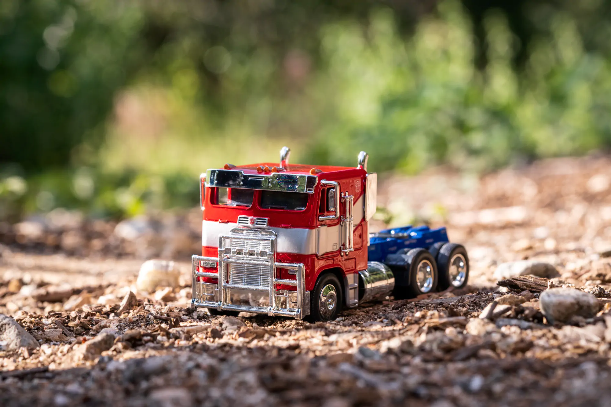 Transformers Diecast Model 1/32 T7 Optimus Prime Truck product photo