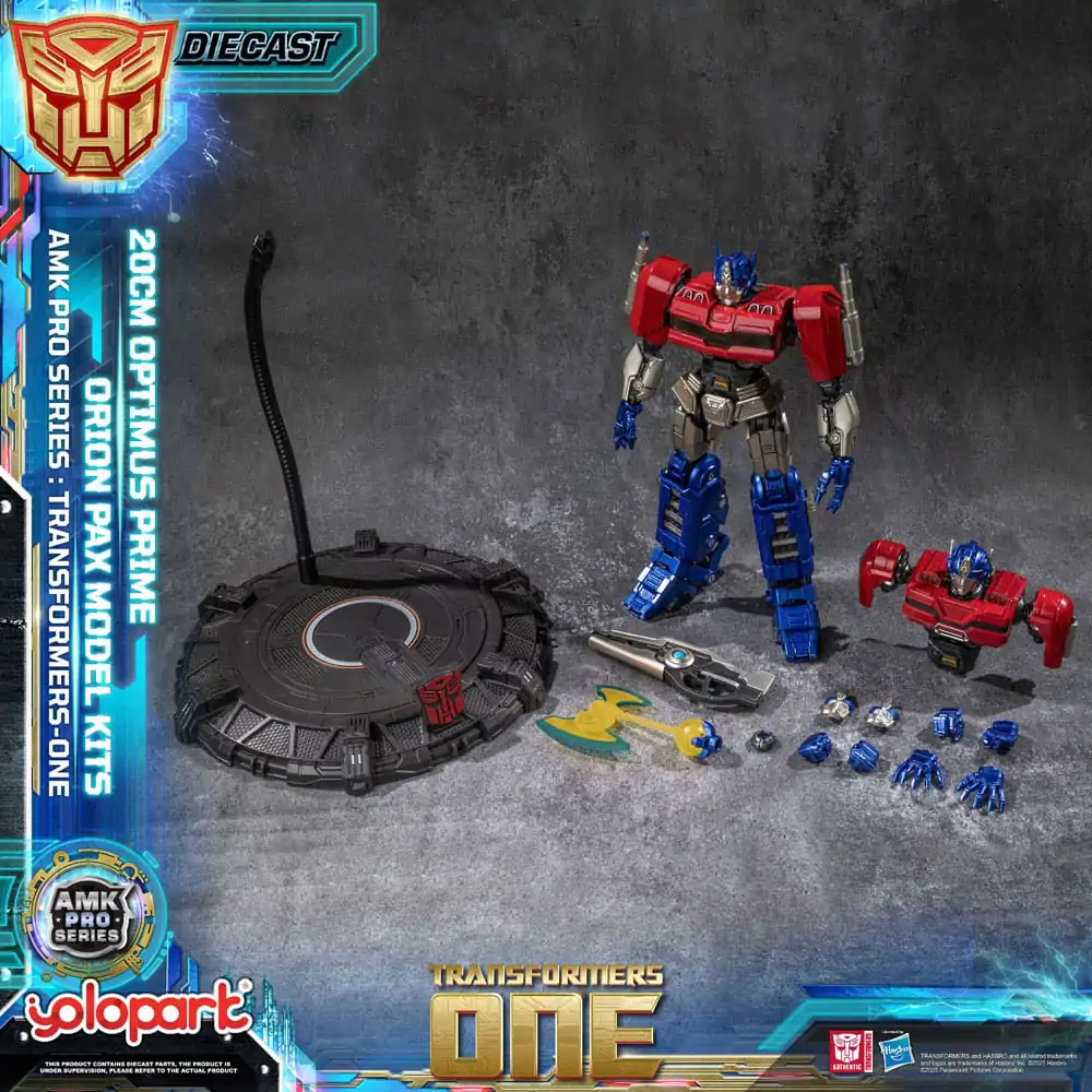 Transformers: Generation One AMK Pro Series Plastic Model Kit Orion Pax/Optimus Prime Final Form 20 cm product photo
