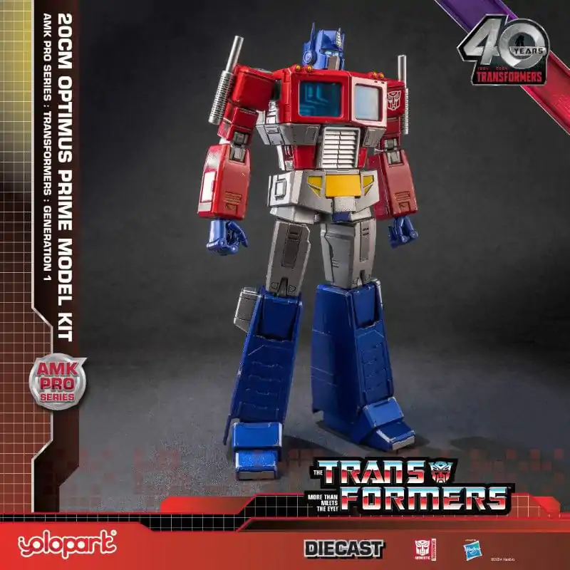 Transformers: Generation One AMK Pro Series Plastic Model Kit Optimus Prime 20 cm termékfotó