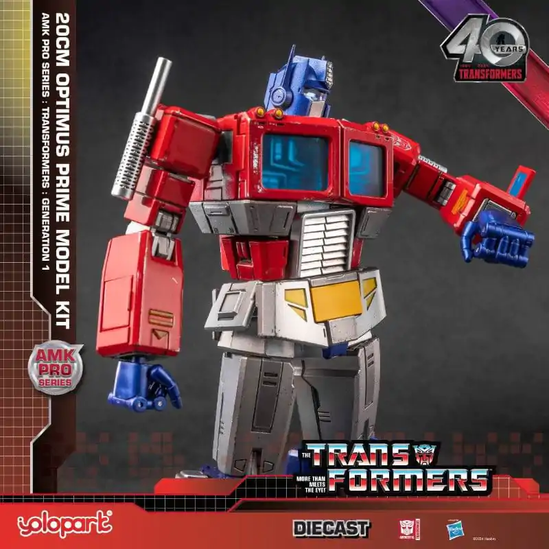 Transformers: Generation One AMK Pro Series Plastic Model Kit Optimus Prime 20 cm termékfotó