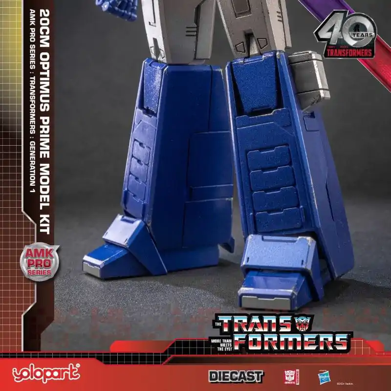 Transformers: Generation One AMK Pro Series Plastic Model Kit Optimus Prime 20 cm termékfotó