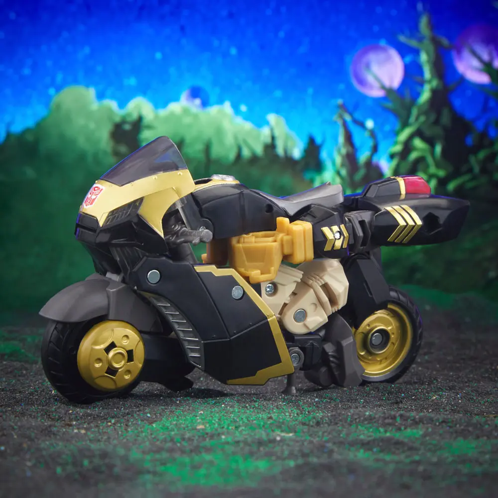 Transformers Generations Legacy Evolution Deluxe Animated Universe Action Figure Prowl 14 cm product photo