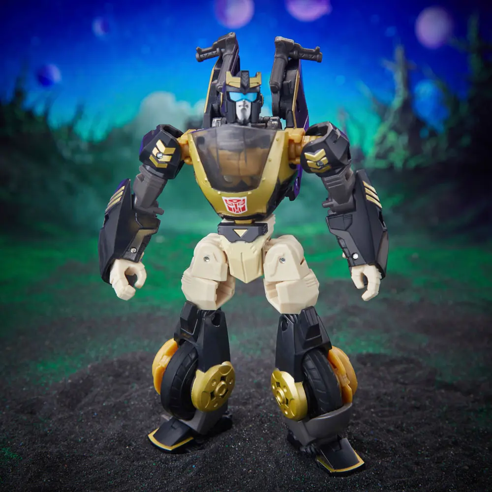 Transformers Generations Legacy Evolution Deluxe Animated Universe Action Figure Prowl 14 cm product photo