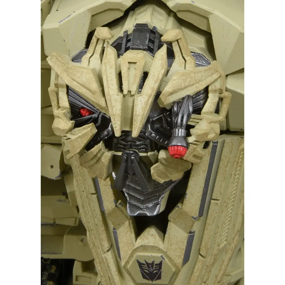 Transformers Masterpiece Movie Series Action Figure MPM-14 Bonecrusher 27 cm product photo