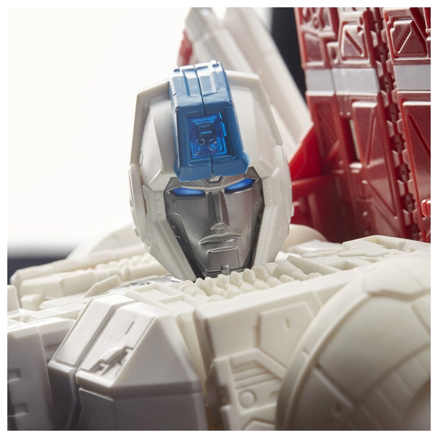 Transformers Siege War for Cybertron Jetfire figure 28cm product photo