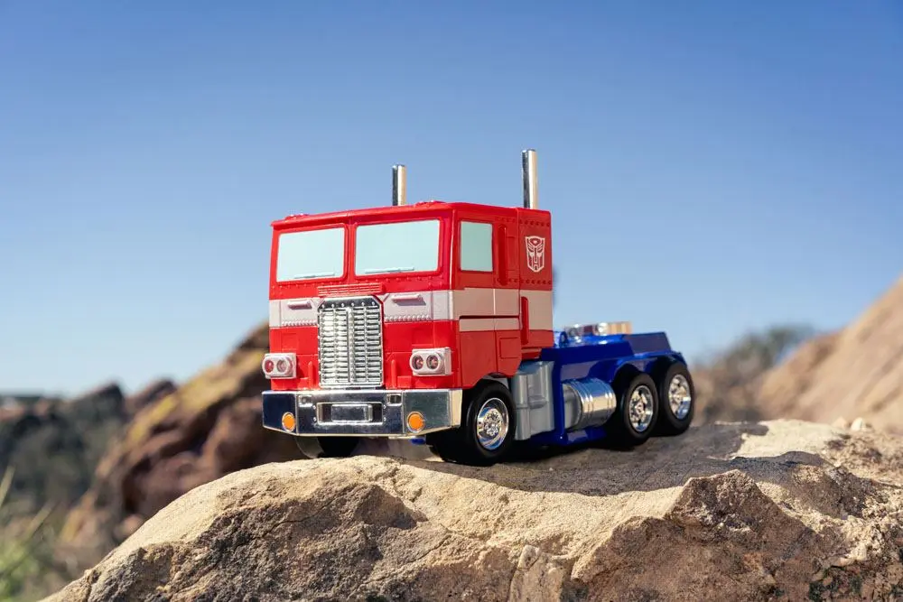Transformers Transforming R/C Robot Optimus Prime (G1 Version) heo EU FTM Exclusive 30 cm product photo