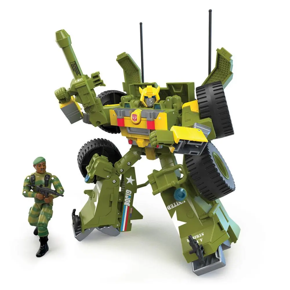 Transformers x G.I. Joe Mash-Up Bumblebee A.W.E. Striker with Lonzo `Stalker´ Wilkinson Action Figure 23 cm product photo